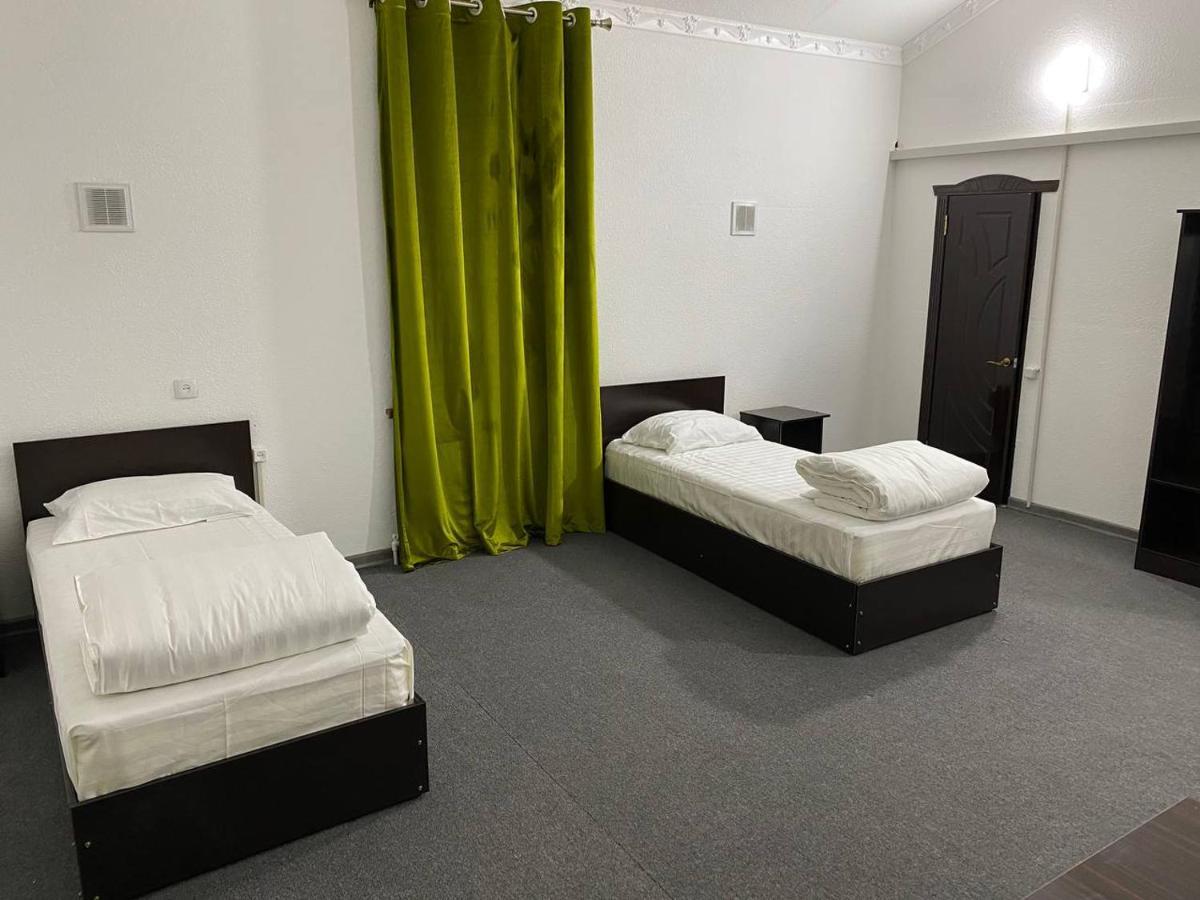 Green Apple Guest House Tashkent Exterior photo